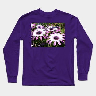 Daisy Flower Dark Pink and White Long Sleeve T-Shirt